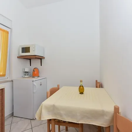 Marta Apartment *